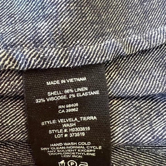 Theory top linen blend blue short sleeve small - Picture 7 of 8